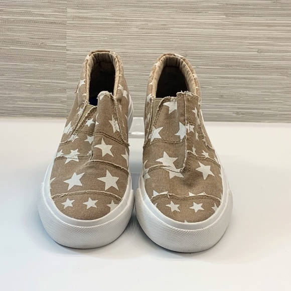 Blowfish Slip-on Shoes - Picture 2 of 7